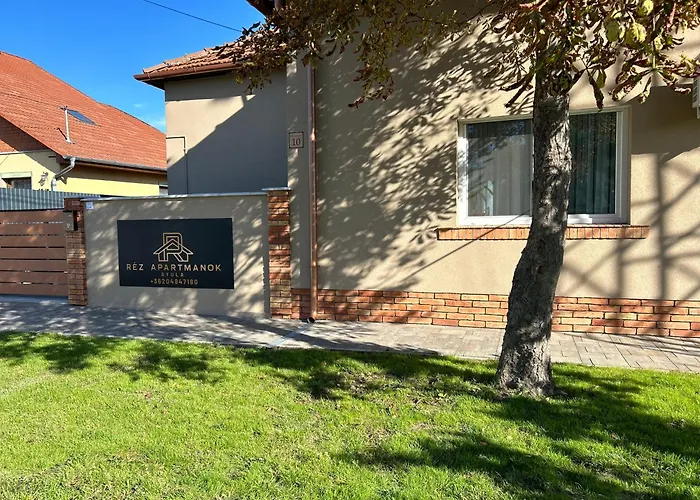 Rez Apartament *